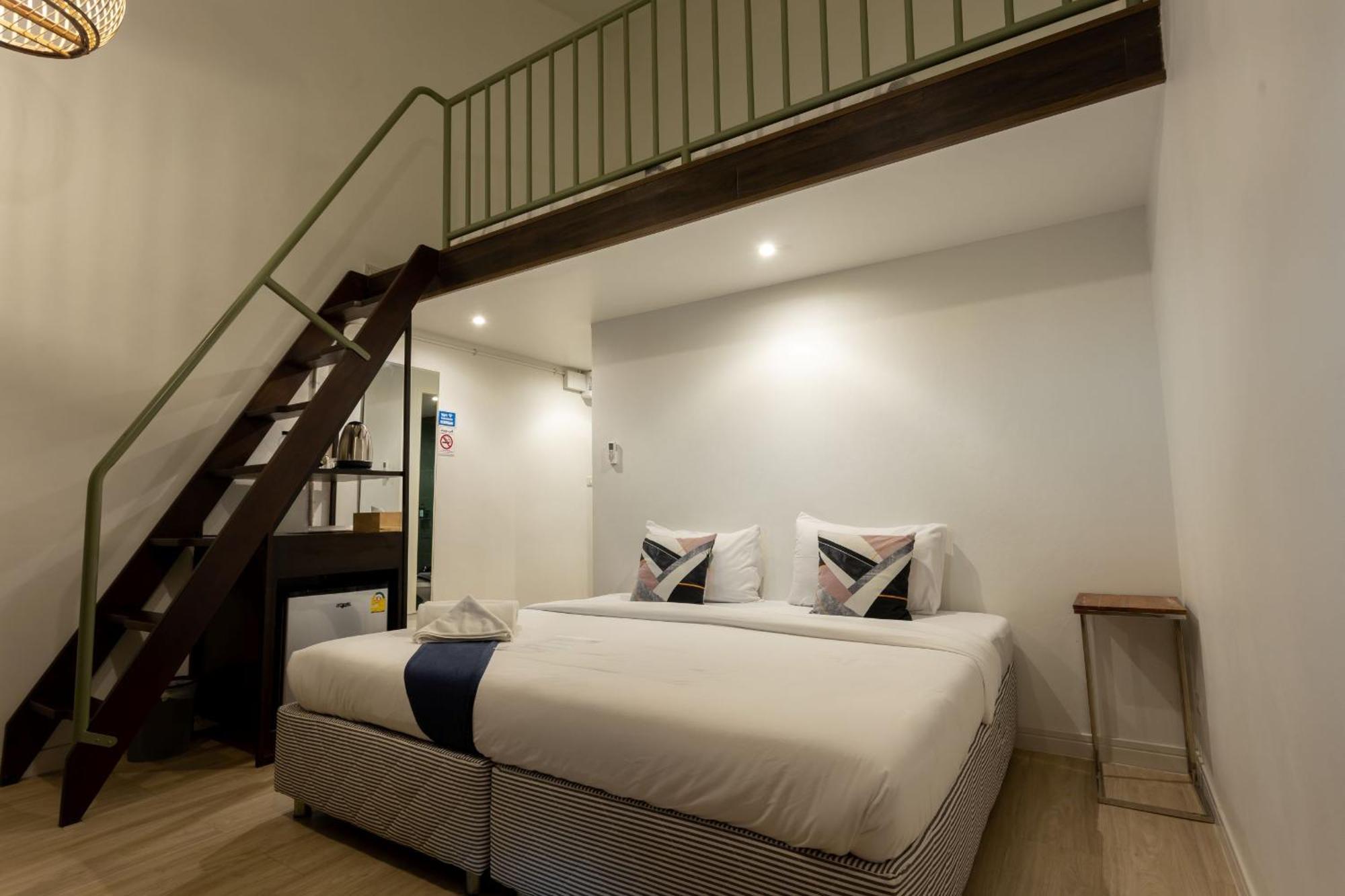 Pakchong Center Poshtel Hotell Eksteriør bilde