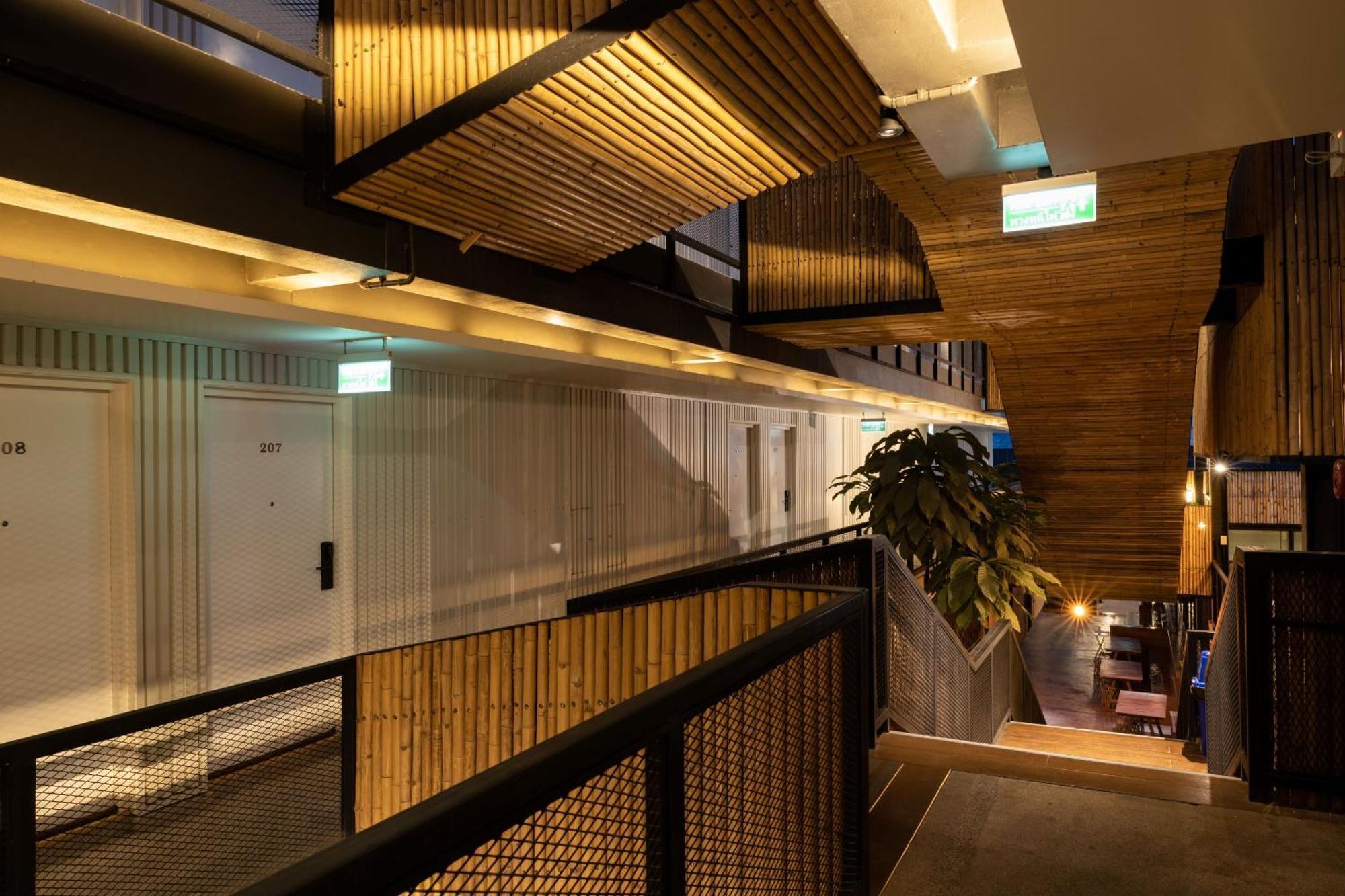 Pakchong Center Poshtel Hotell Eksteriør bilde