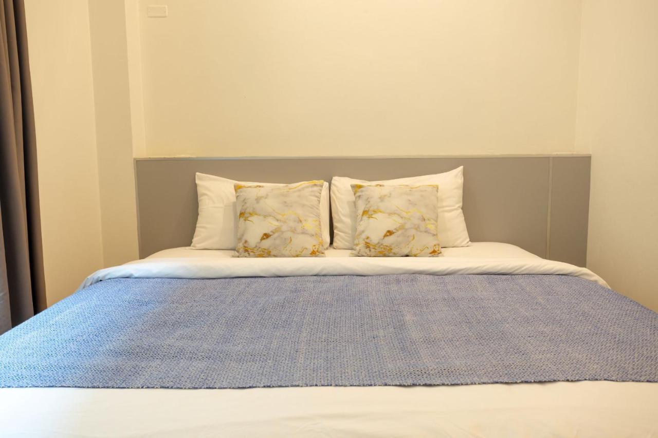 Pakchong Center Poshtel Hotell Eksteriør bilde