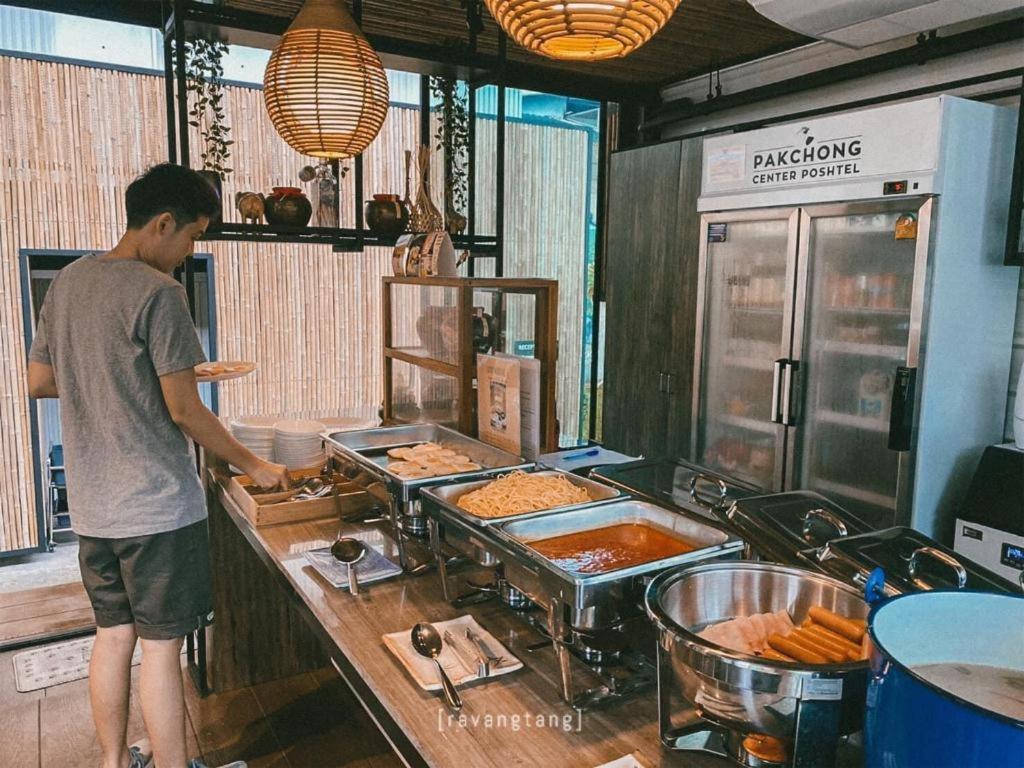 Pakchong Center Poshtel Hotell Eksteriør bilde
