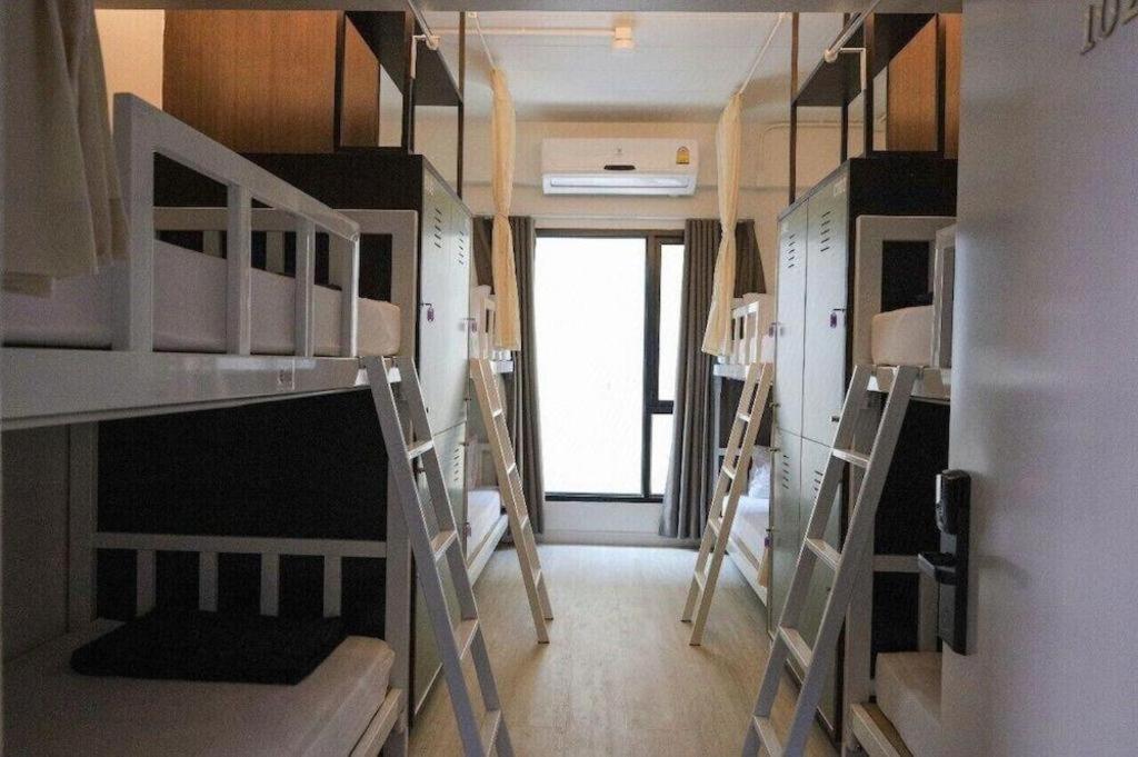 Pakchong Center Poshtel Hotell Eksteriør bilde